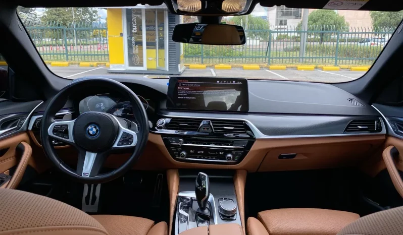 
								BMW Serie 5 2.0 530e G30 Premium completo									