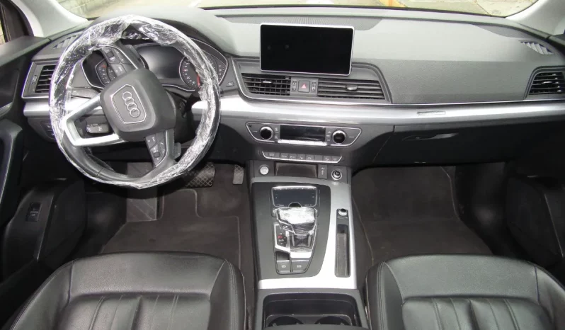 
								Audi Q5 2.0 Tfsi Quattro Ambition completo									