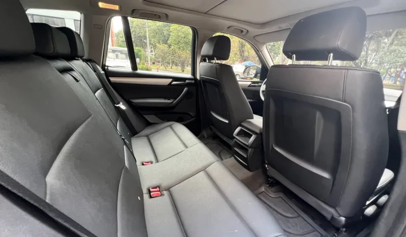 
								BMW X3 2.0 F25 Xdrive20i completo									