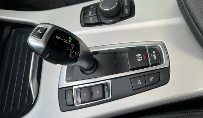 
								BMW X3 2.0 F25 Xdrive20i completo									