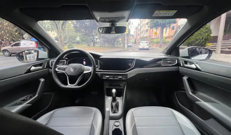 
								Volkswagen Nivus 1.0t Highline At completo									