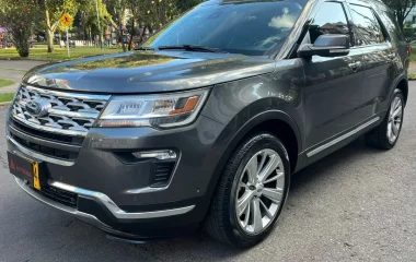 Ford Explorer 2.3 Limited 4×4