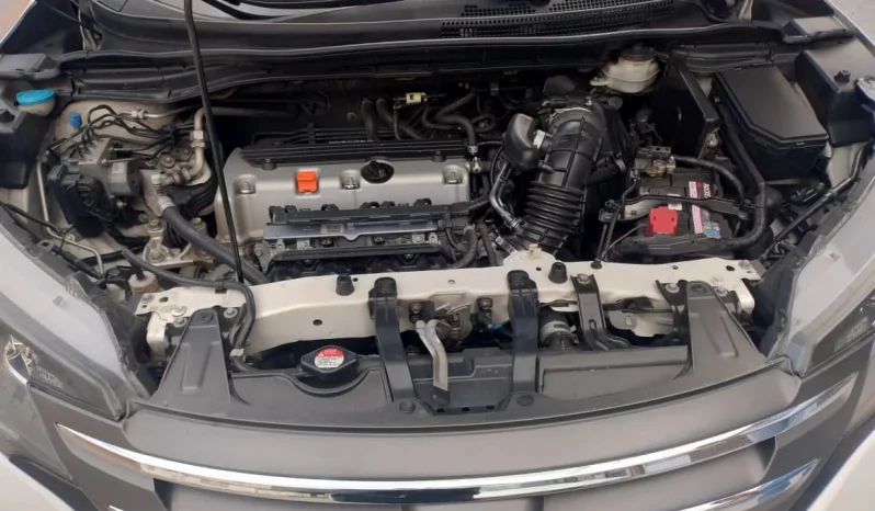 
								Honda CR-V 2.4 Lxc AT completo									