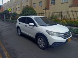 
										Honda CR-V 2.4 Lxc AT completo									
