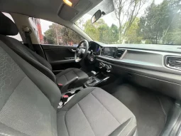 
										Kia Rio 1.4 Vibrant At completo									