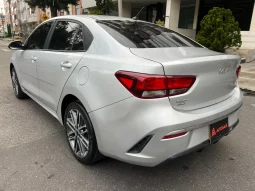 Kia Rio 1.4 Vibrant At