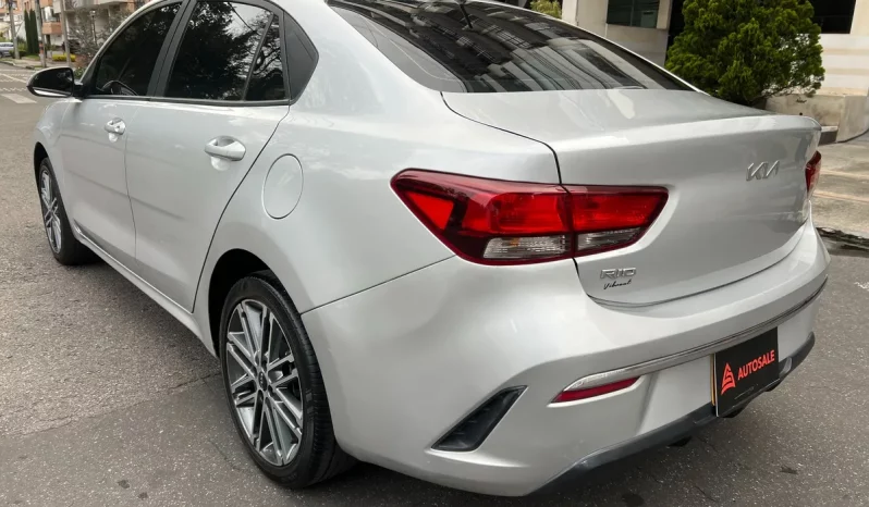 
								Kia Rio 1.4 Vibrant At completo									