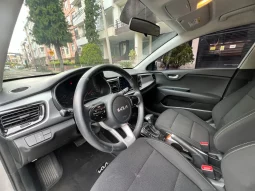 
										Kia Rio 1.4 Vibrant At completo									