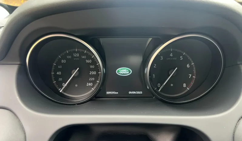 
								Land Rover Discovery Sport 2.0 Se Si4 completo									