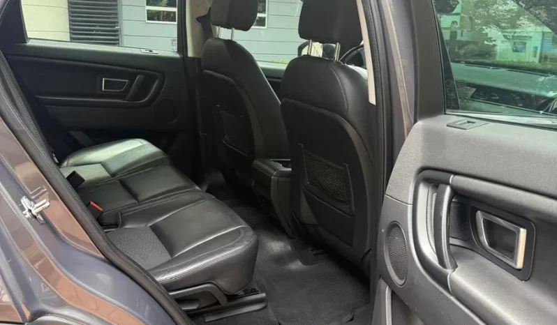 
								Land Rover Discovery sport 2.0 Hse Si4 completo									