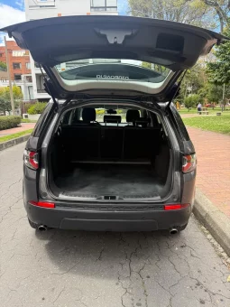 
										Land Rover Discovery sport 2.0 Hse Si4 completo									