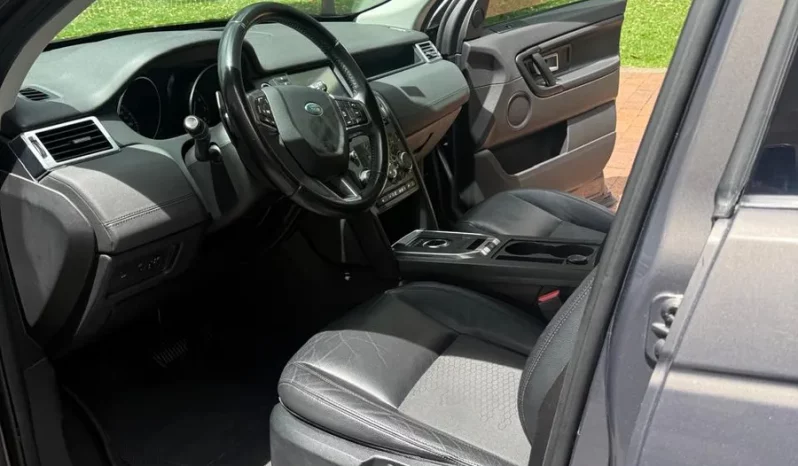 
								Land Rover Discovery sport 2.0 Hse Si4 completo									