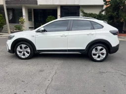 
										Volkswagen Nivus 1.0t Highline At completo									