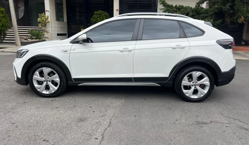 
								Volkswagen Nivus 1.0t Highline At completo									