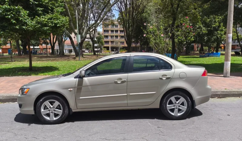 
								Mitsubishi Lancer Avanzado Gls completo									