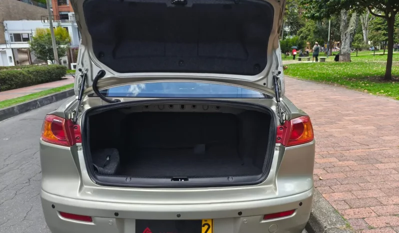 
								Mitsubishi Lancer Avanzado Gls completo									