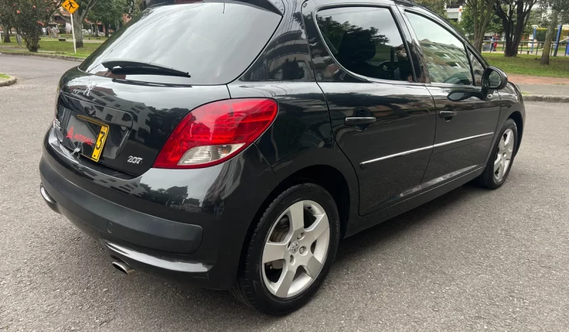 
								Peugeot 207 1.6 Allure completo									