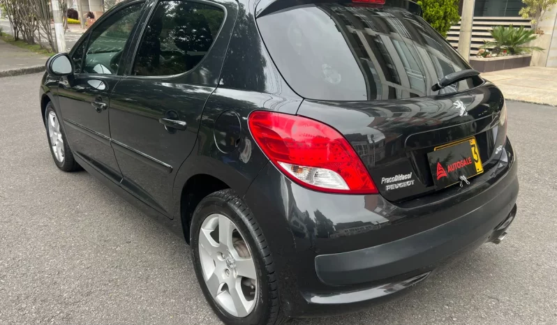 
								Peugeot 207 1.6 Allure completo									