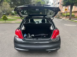 
										Peugeot 207 1.6 Allure completo									