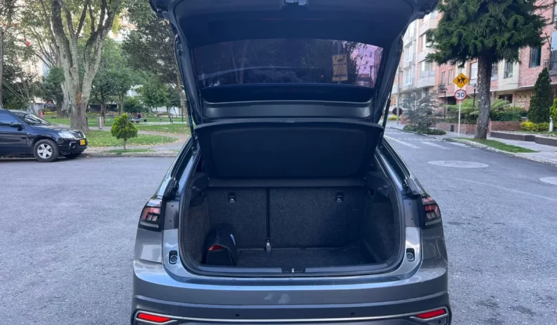 
								Volkswagen Nivus 1.0 Comfortline MT completo									