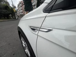 
										Volkswagen Nivus 1.0t Highline At completo									