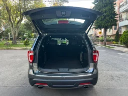 
										Ford Explorer 2.3 Limited 4×4 completo									