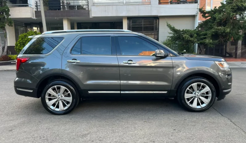 
								Ford Explorer 2.3 Limited 4×4 completo									