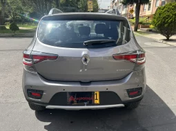 
										Renault Stepway 1.6 Intense Automática completo									