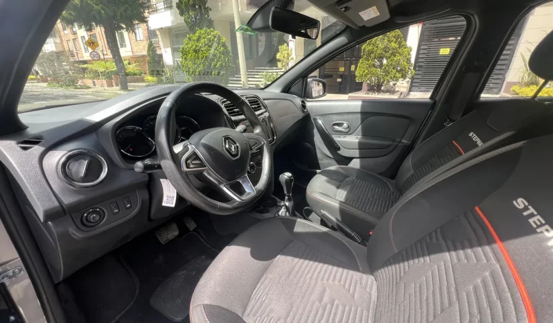 
								Renault Stepway 1.6 Intense Automática completo									