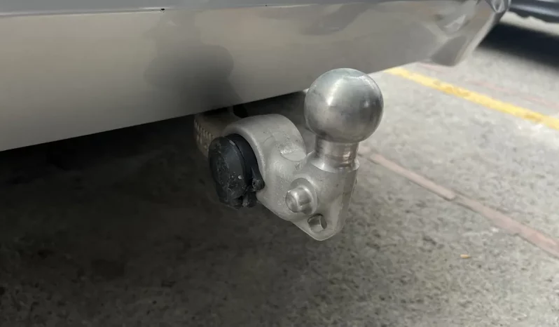 
								Volvo XC60 2.0 B5 AWD Momentum Hibryda completo									