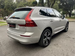
										Volvo XC60 2.0 B5 AWD Momentum Hibryda completo									