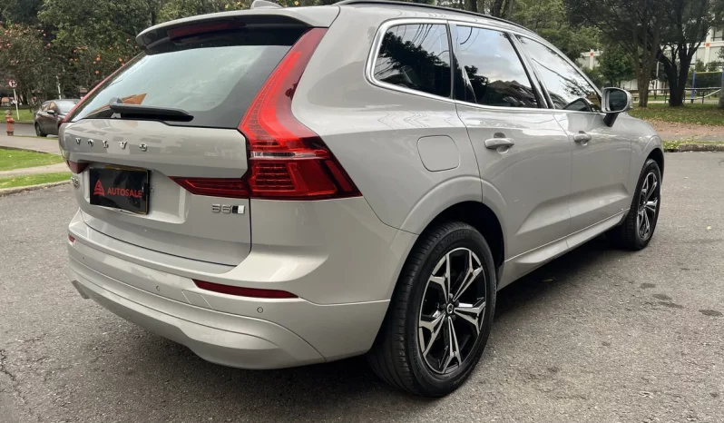 
								Volvo XC60 2.0 B5 AWD Momentum Hibryda completo									