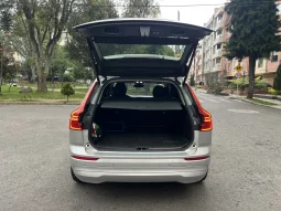 Volvo XC60 2.0 B5 AWD Momentum Hibryda