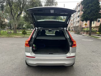 Volvo XC60 2.0 B5 AWD Momentum Hibryda