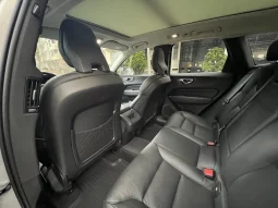 
										Volvo XC60 2.0 B5 AWD Momentum Hibryda completo									